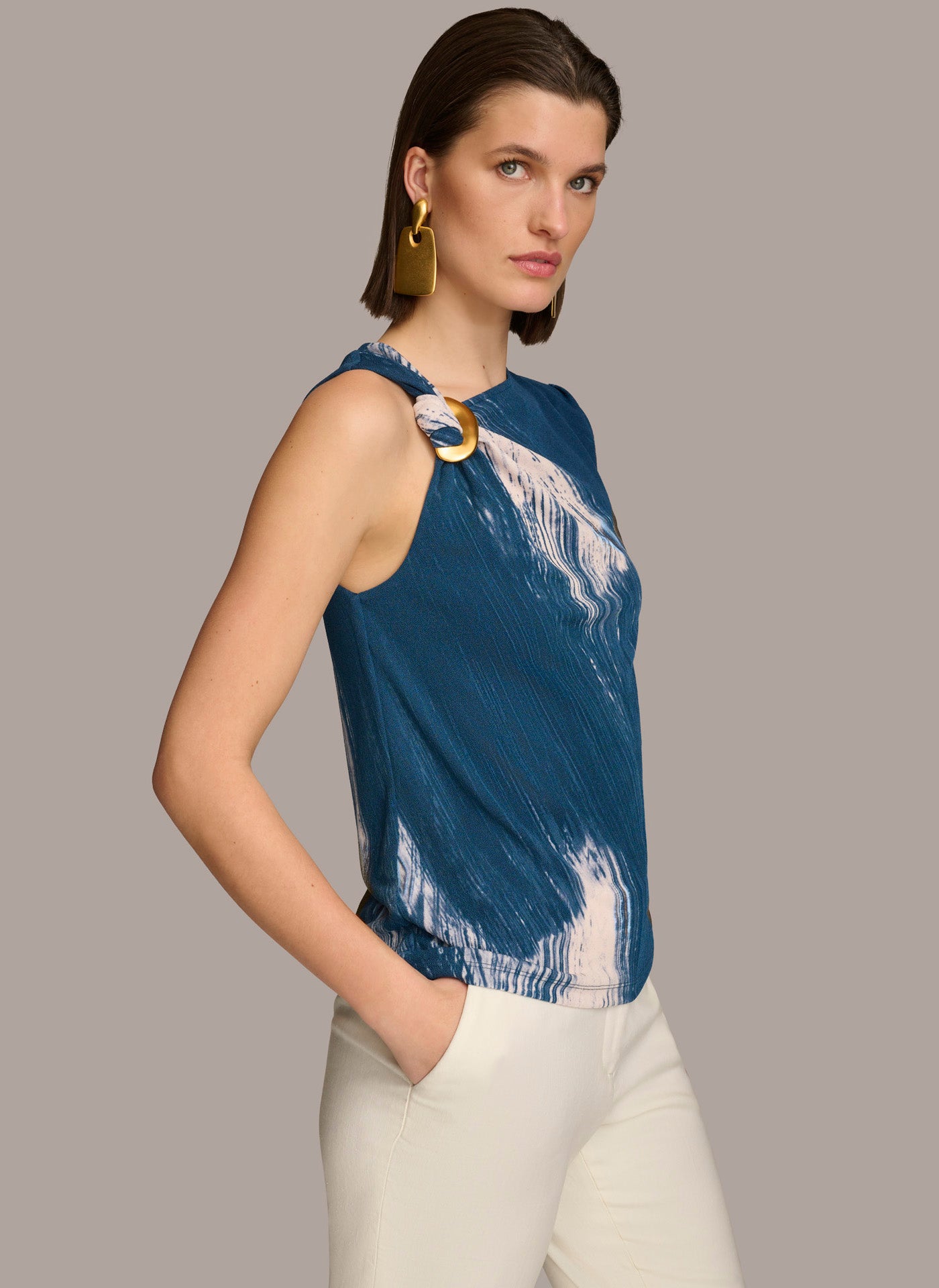 (image for) PROFESSIONAL PRINTED HARDWARE SHOULDER TOP